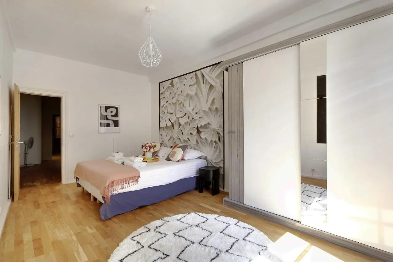Charming Appart 2P1Br Le Marais Republique Apartment Paris France